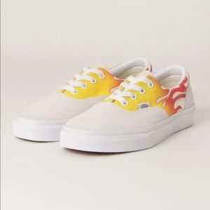 VANS UA ERA (FLAME)TRUE WHITE/CLASSIC WHITE MEN’S